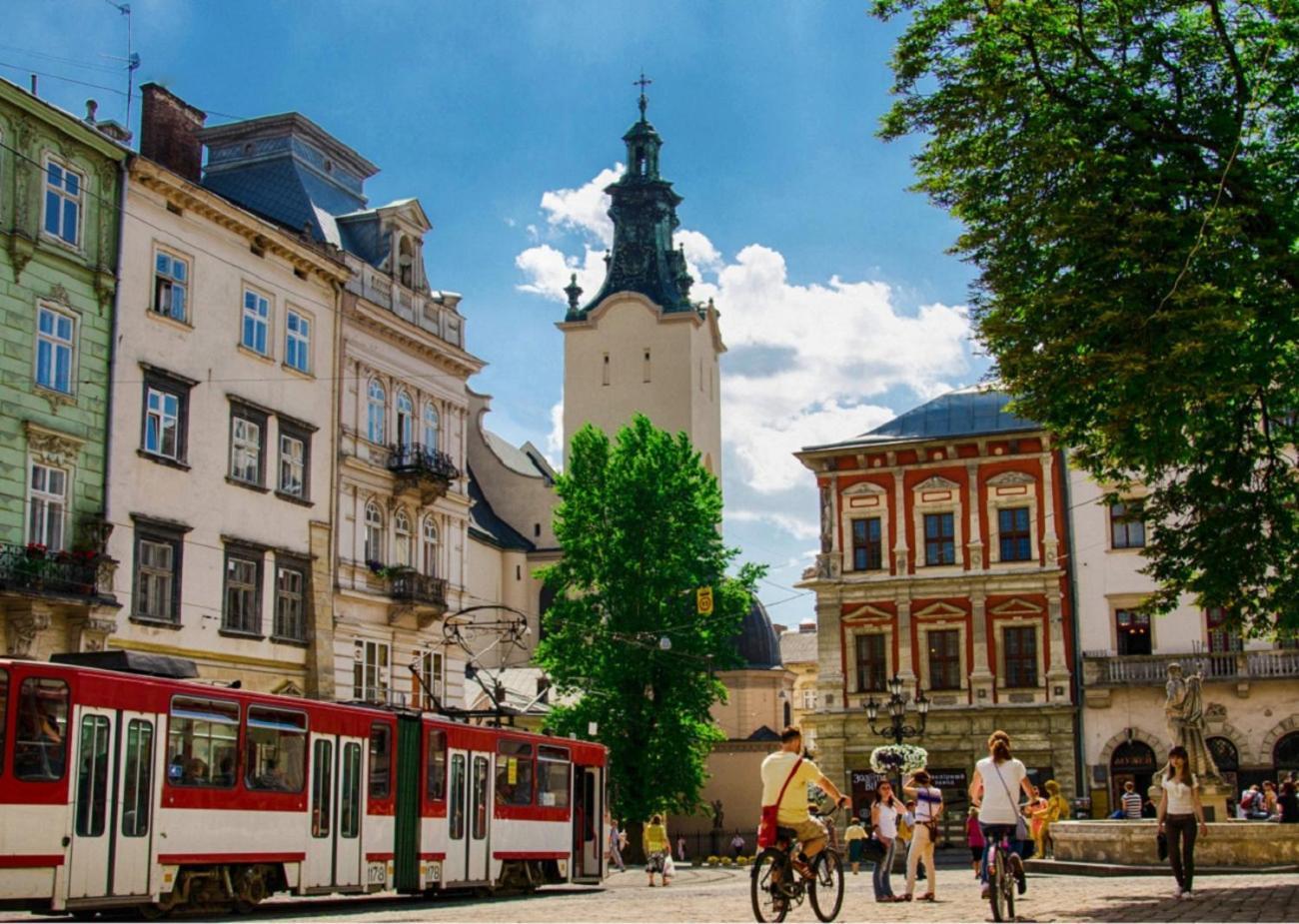 Люкс Апартаменти На Площі Ринок Lemberg Exterior foto